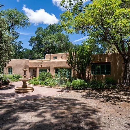 Historic Garden Retreat, 4 Bedrooms, Sleeps 8, Walk to Plaza, Fireplaces Santa Fe Exterior foto