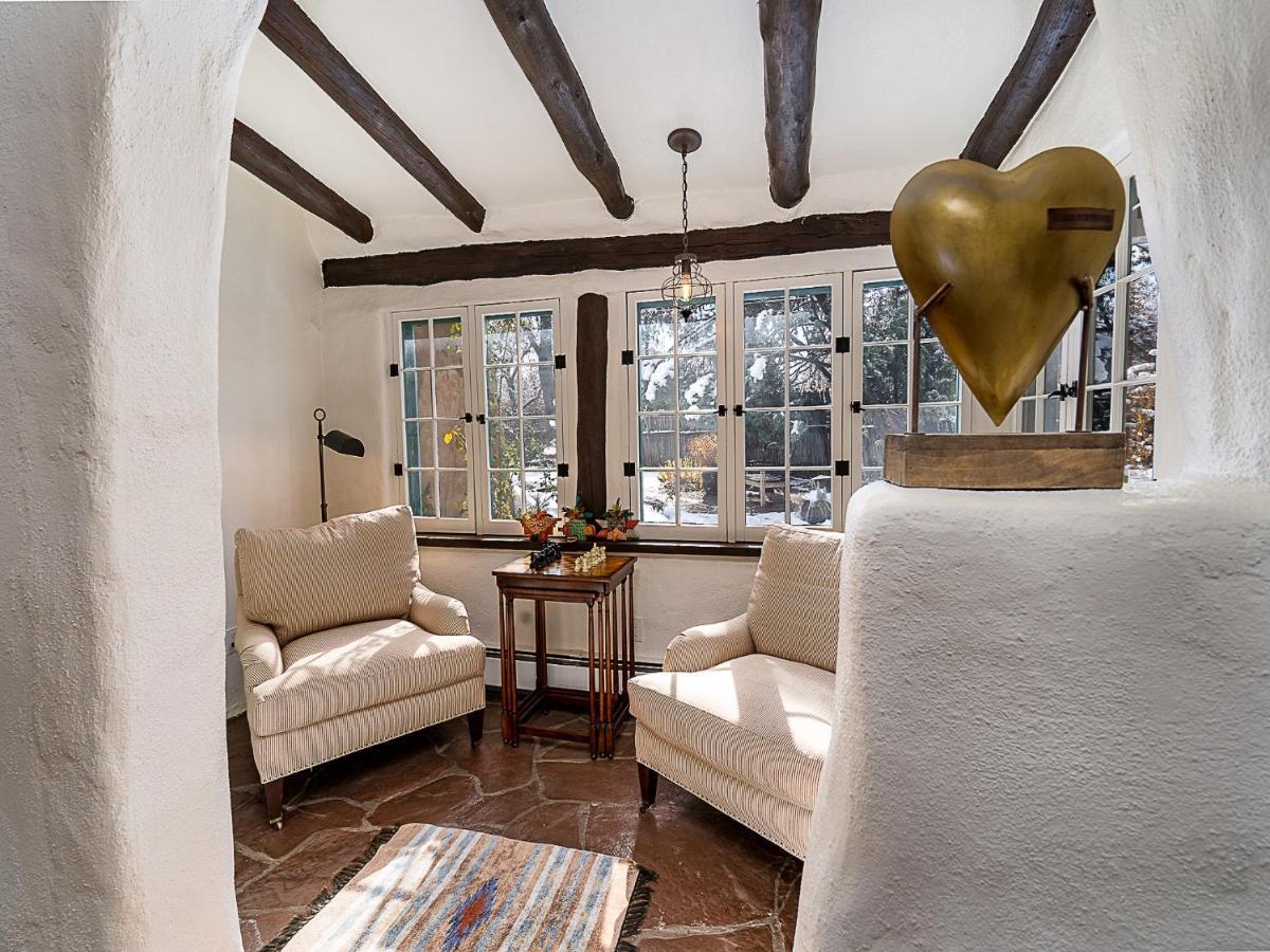 Historic Garden Retreat, 4 Bedrooms, Sleeps 8, Walk to Plaza, Fireplaces Santa Fe Exterior foto